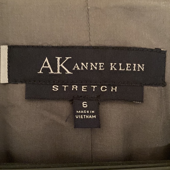 AK Spring Blazer, size 6, EUC - Picture 2 of 9